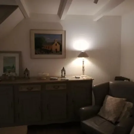 Le Memagne Сasa de vacaciones Florenville